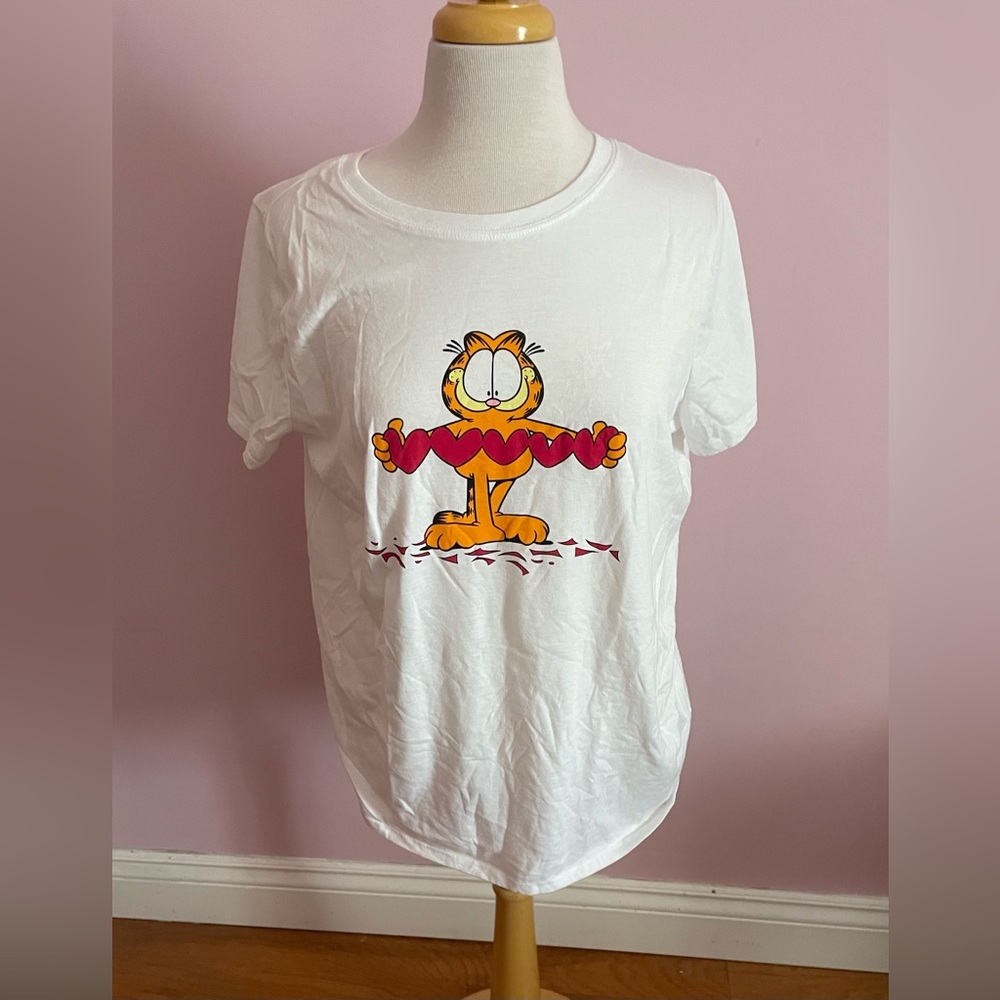 White T-Shirt with Garfield Print